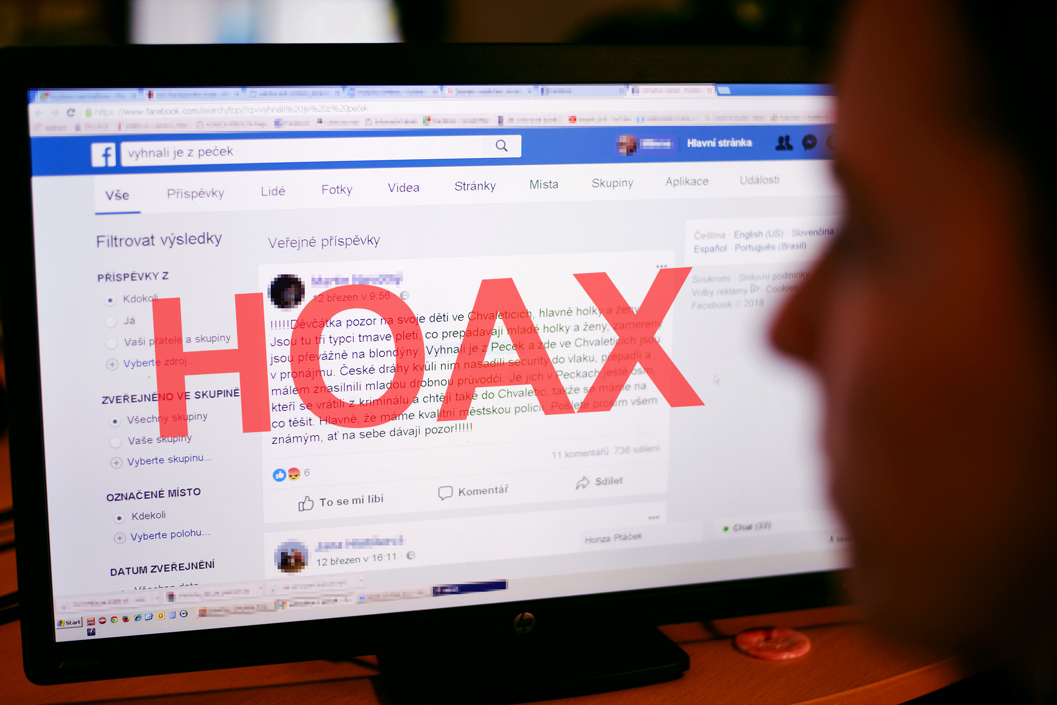 Facebookem se šíří hoax o mužích přepadávajících dívky v Chvaleticích