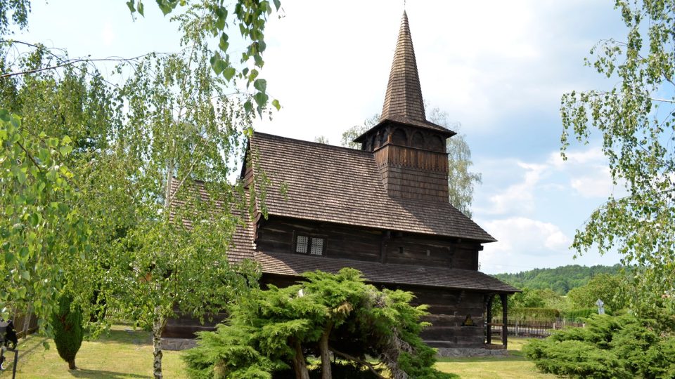 Kostel přijel do Dobříkova vlakem z Podkarpatské Rusi