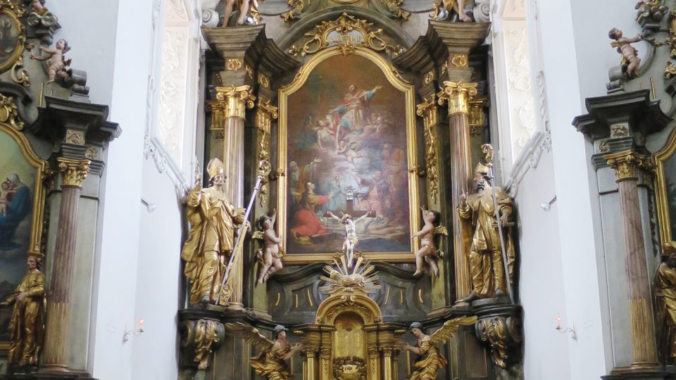 Hlavní oltář kostela sv. Václava v Letohradu