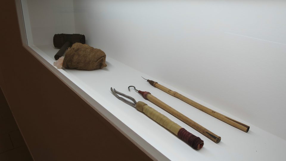 V expozici muzea najdete i kopie nástrojů, které používali egyptští balzamovači