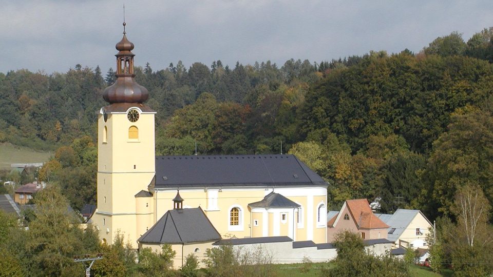 Barokní kostel sv. Jakuba Většího a sv. Filomény