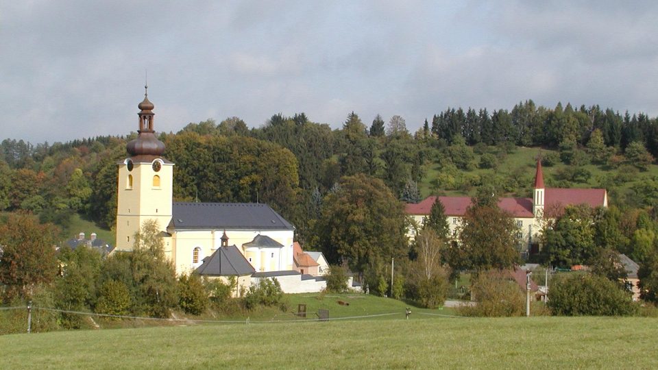 Kostel a klášter v Koclířově