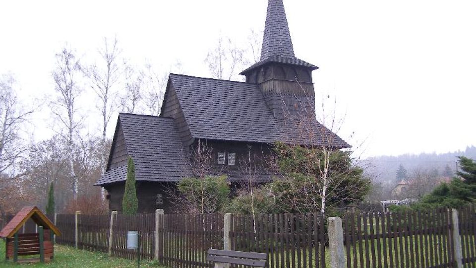 Dřevěný kostelík v Dobříkově