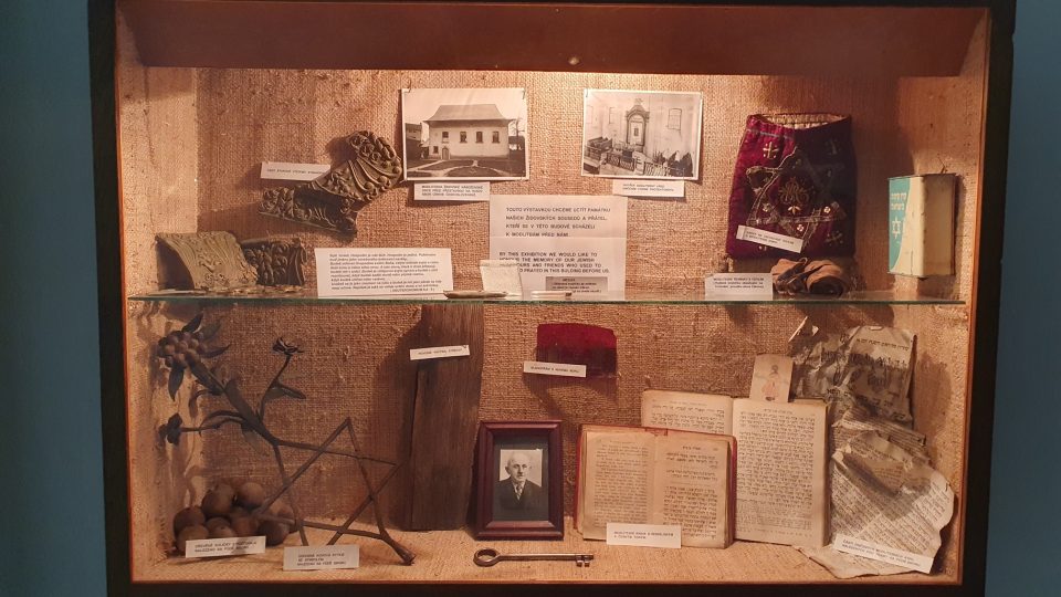 Připomínky zaniklé synagogy a židovských věřících v Žamberku