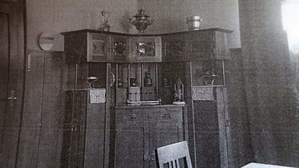 Dobové vybavení Sýkorovy vily na archivním snímku