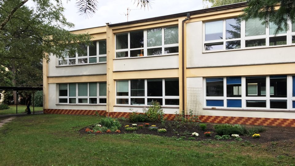 Základní škola Pardubice - Studánka je částečně uzavřená kvůli statice stropů