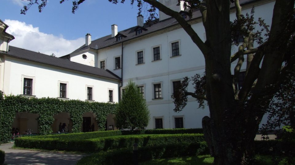 Vernisáž výstavy proběhla v Letohradské zámku