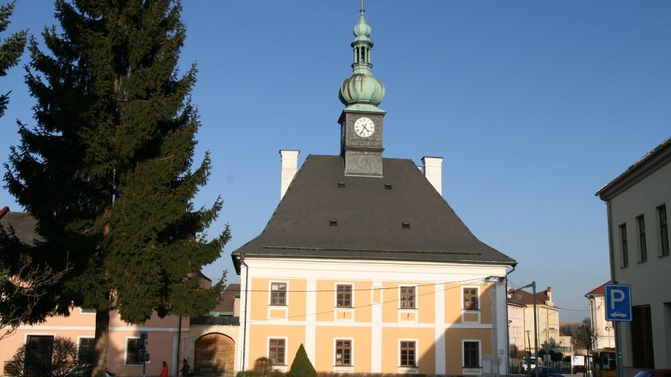 Barokní radnice v Bystrém