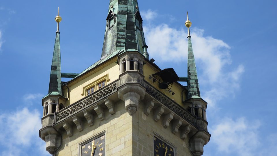Věž kostela sv. Jakuba v Poličce s rodnou světničkou Bohuslava Martinů