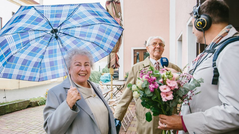 Manželé Prokešovi s Patrikem Rozehnalem
