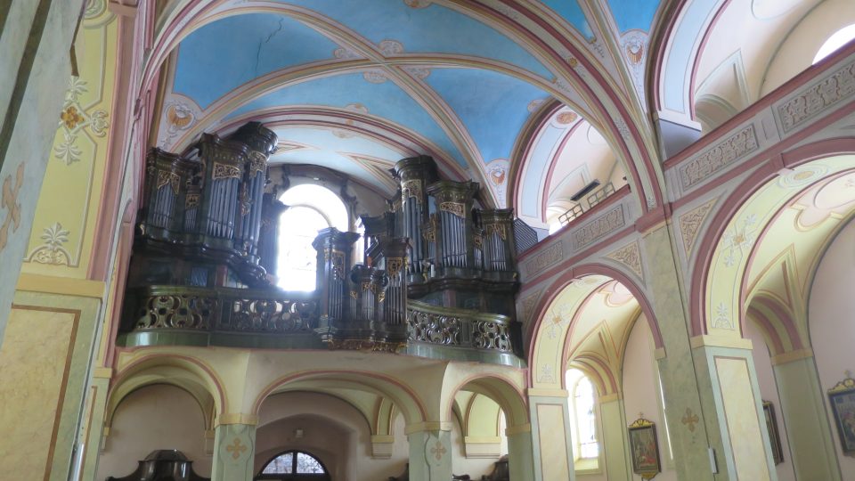 Varhany v kostele sv. Michaela archanděla v Králíkách