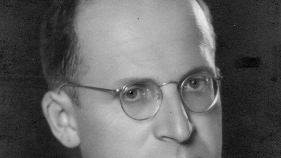 Lékař Alexander Schwitzer se krátce po válce nechal přejmenovat na Slobodu