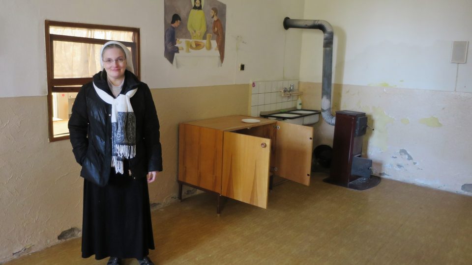Sestra Gracie v hoješínském zámku. Jeho interiér bude po rekonstrukci vypadat úplně jinak
