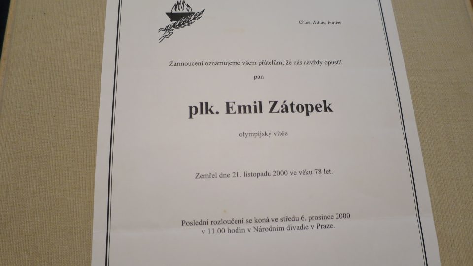Smuteční oznámení o úmrtí olympijského vítěze Emila Zátopka