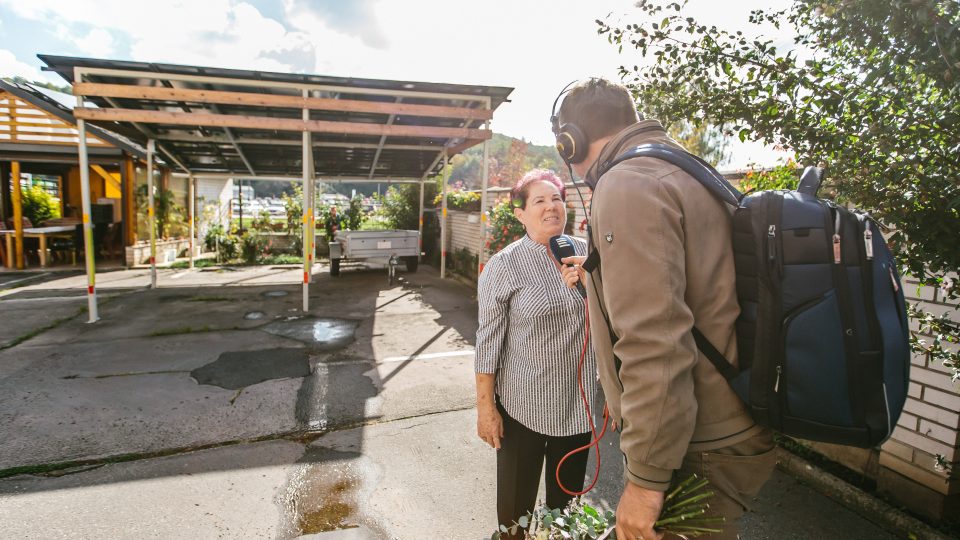 Jarmila Řezníčková vítá Patrika Rozehnala