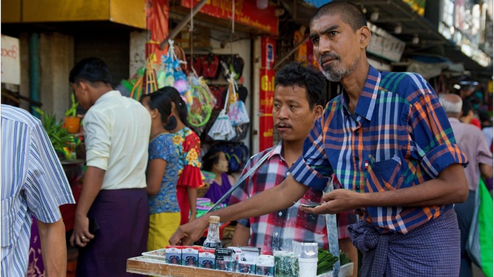 Prodavač betelových soust - stimulantu oblíbeného v JV Asii