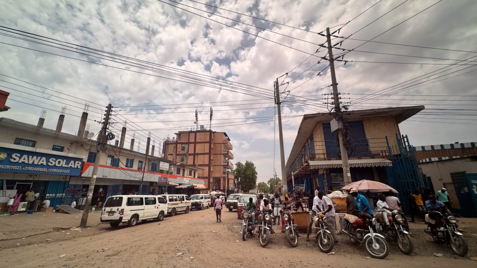 Málo komfortu, hodně zážitků. Lenka Hrabalová vypráví svoje zážitky z cest po Africe a Blízkém východě