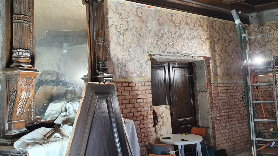 Rekonstrukce interiéru šestiboké místnosti v Zámečku - Larischově vile