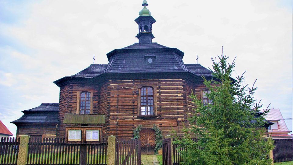 Unikátní barokní kostel sv. Jiří v Loučné Hoře u Smidar