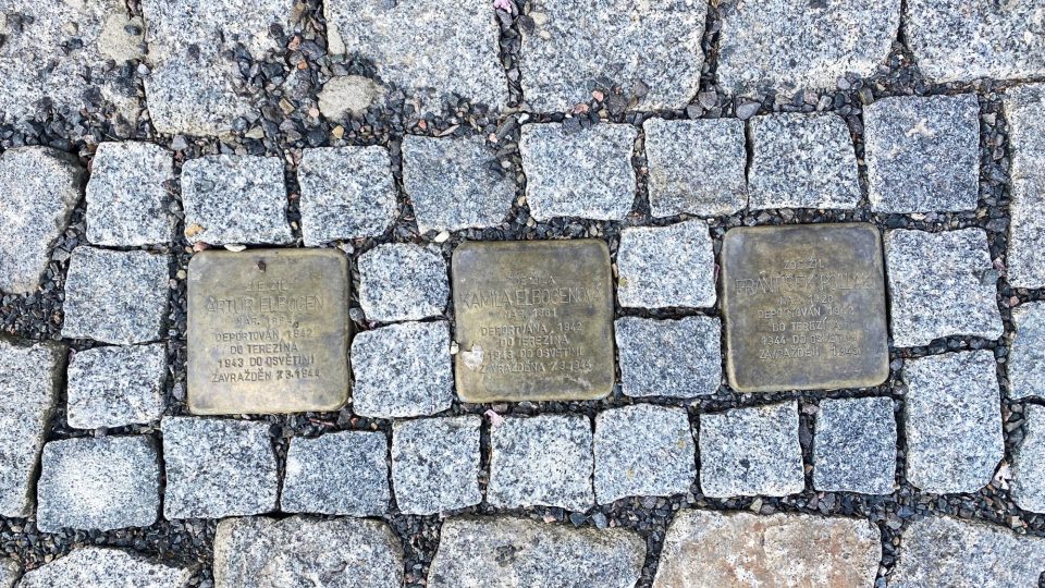 Kameny zmizelých v Českých libchavách před koloniálem