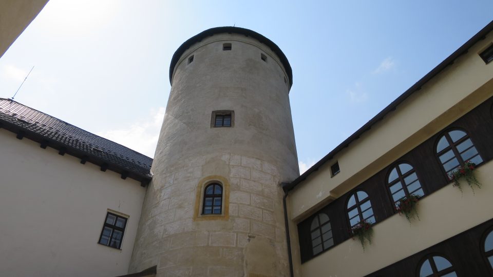 Věž hradu Rychmburk