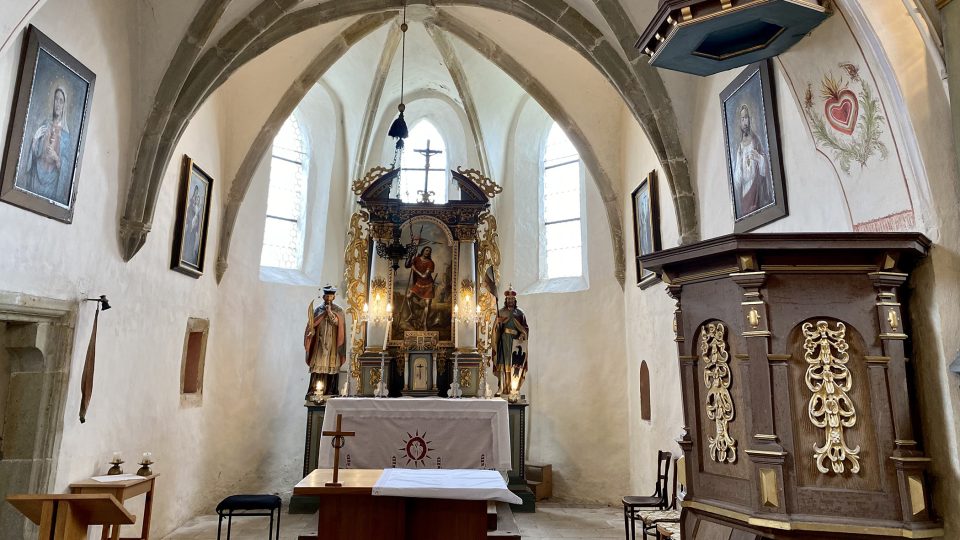 Presbytář kostelíku ve Voleticích je gotický