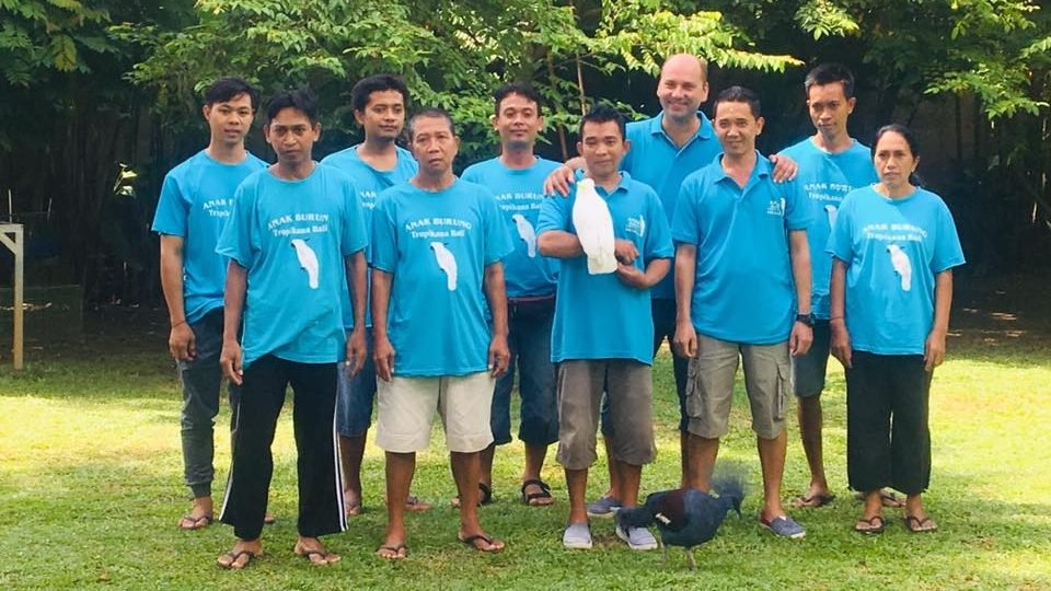 Marcel Kohout a jeho zaměstnanci farmy Anak Burung Tropikana a Exoticna na indonéském Bali