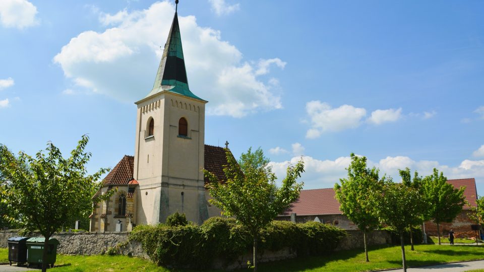 Kostel Nanebevzetí Panny Marie v Živanicích