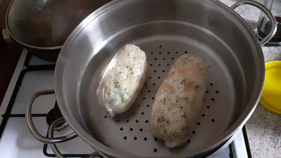 Karlovarské knedlíky vaříme v páře