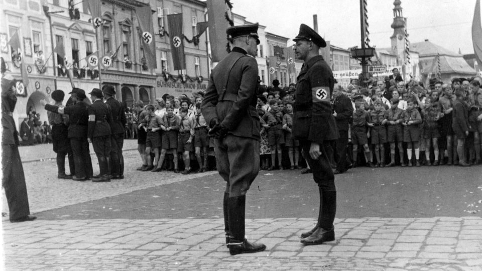 Kroje Hřebečska se staly symbolem jednoty a společné kulturní tradice (1938)