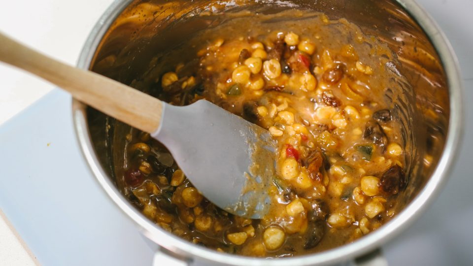 Všechny ingredience smícháme | foto: Jana Volková Všechny ingredience smícháme