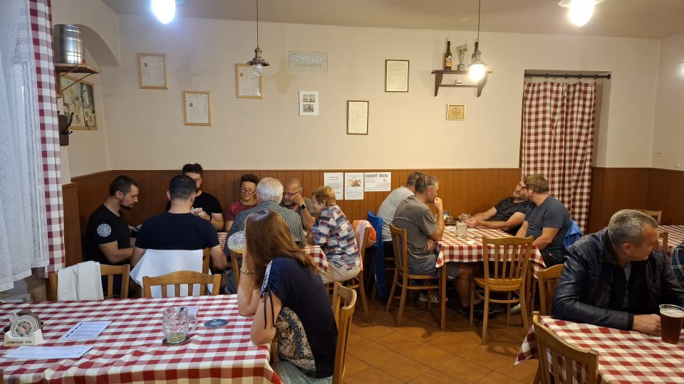 Prostory restaurace Veselka v Litomyšli