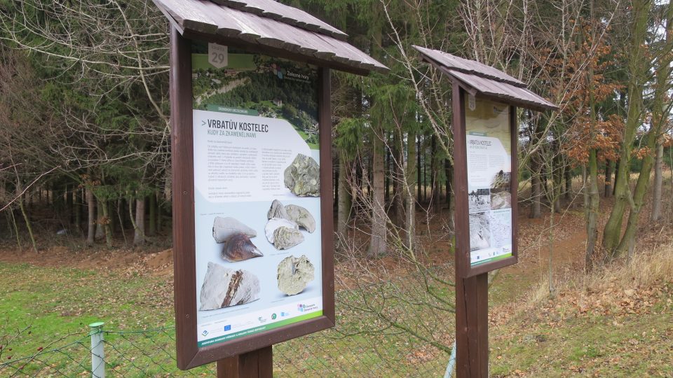 Informační panely Geoparku Železné hory na cestě do Skály a Podskály