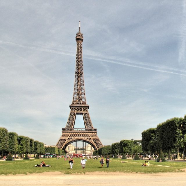 Eiffelova věž a Martovo pole v Paříži | foto: Jan Rosenauer