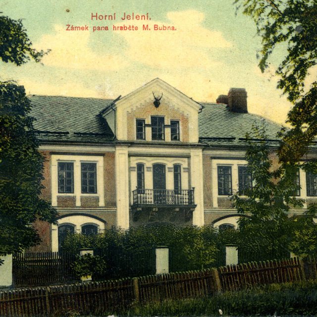 Tak krásný býval kdysi zámek v Horním Jelení,  kteří tam postavěli knížata z Bubnu v roce 1866 | foto: archiv Horního Jelení