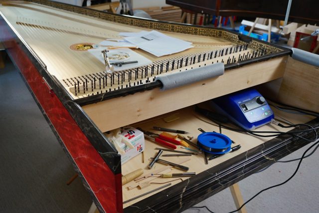 Jak se vyrábí cembalo | foto: archiv cembalové dílny v Bystřeci