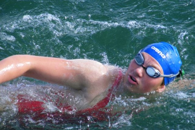 Plavkyně Lenka Štěrbová  (16) zdolala kanál La Manche | foto: ČTK