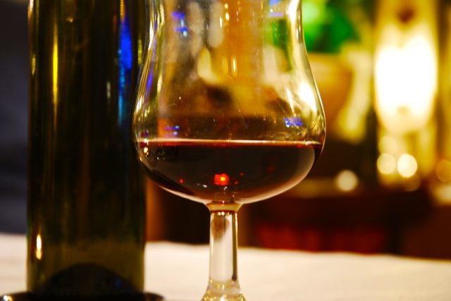 sklenka vína - víno | foto: Fotobanka stock.xchng
