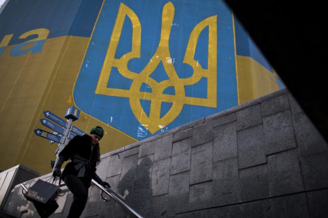 Ukrajinské volby vyhráli příznivci prozápadního kurzu | foto: Emilio Morenatti,  ČTK