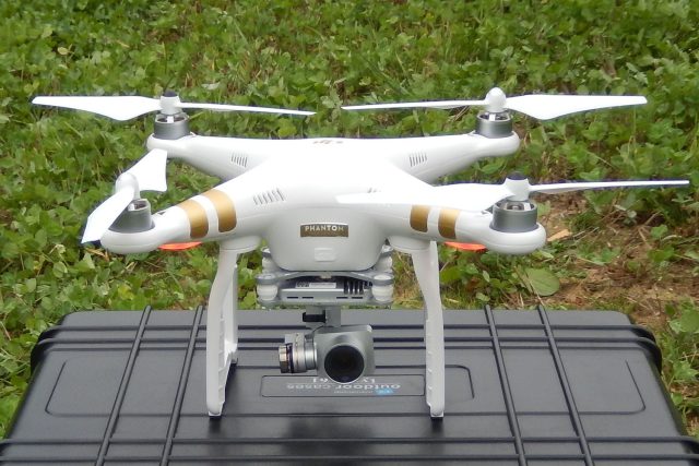 Dron Phantom,  který využívá Pardubický kraj | foto:  Pardubický kraj