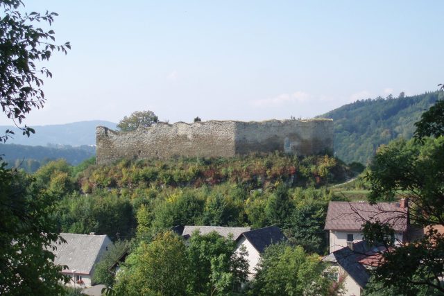 Plášťový hrad Lanšperk | foto: Libor Lubišta