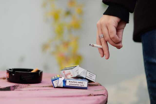 K varování přibyly na krabičkách cigaret i odpuzující obrázky | foto: Honza Ptáček,  Český rozhlas