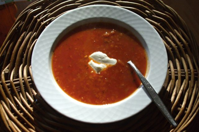 Polévka z červené čočky s paprikou  (ilustrační foto) | foto: Stanislava Brádlová,  Český rozhlas