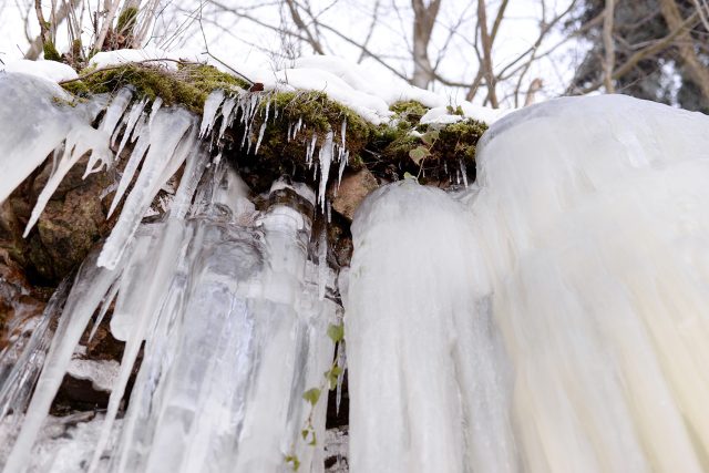 Ledopád je několik metrů vysoký | foto: Honza Ptáček,  Český rozhlas