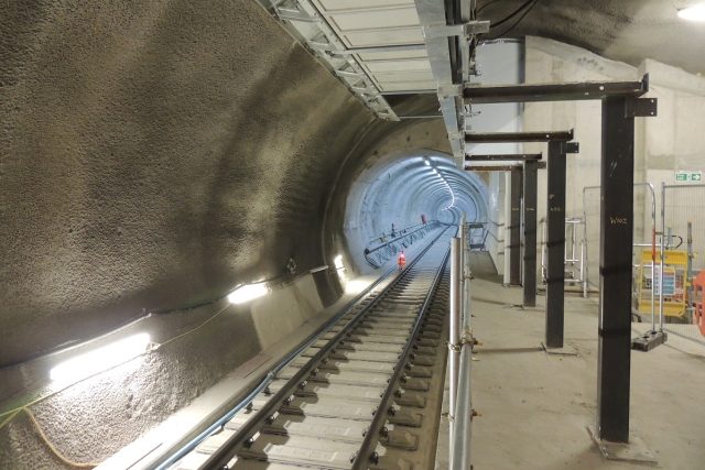 Železniční tunel  (ilustrační foto) | foto: Jiří Hošek