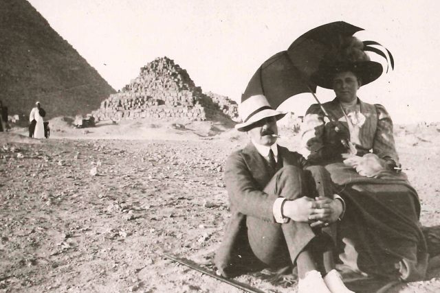Fotografie z Egypta rod Auerspergů | foto: Oblastní archiv Zámrsk