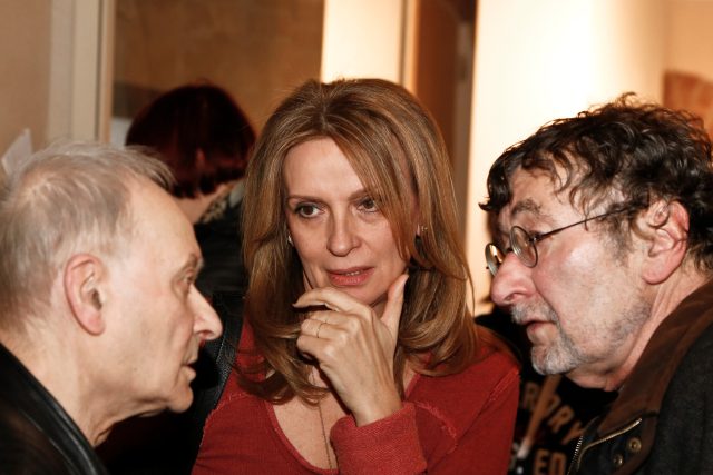 Ivana Chýlková s režisérem Ladislavem Smočkem a dramaturgem Romanem Císařem | foto: Profimedia