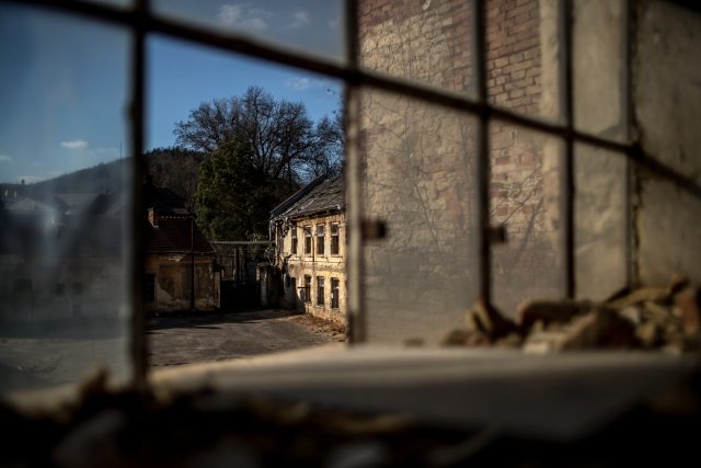 Z tzv. Schindlerovy továrny v Brněnci by měl být památník holocaustu | foto: Profimedia
