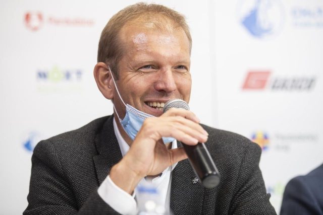Ředitel pardubického hokejového klubu Dušan Salfický | foto: Ladislav Adámek,  HC Dynamo Pardubice