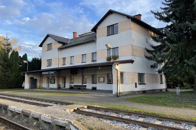 Nádraží v Hrochově Týnci | foto: Vilém Branda,  Český rozhlas